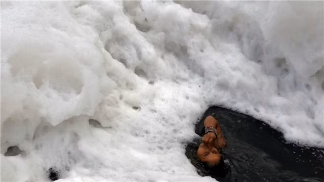 Kinh hoang 2 con song ban nhat An Do: 2 mau sac, chung so phan-Hinh-6