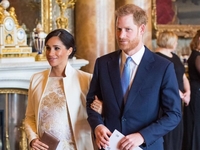 Tài khoản Instagram chính thức của vợ chồng Hoàng tử Anh Harry đã trở thành tài khoản đạt 1 triệu lượt người follow nhanh nhất thế giới chỉ sau 45 phút.