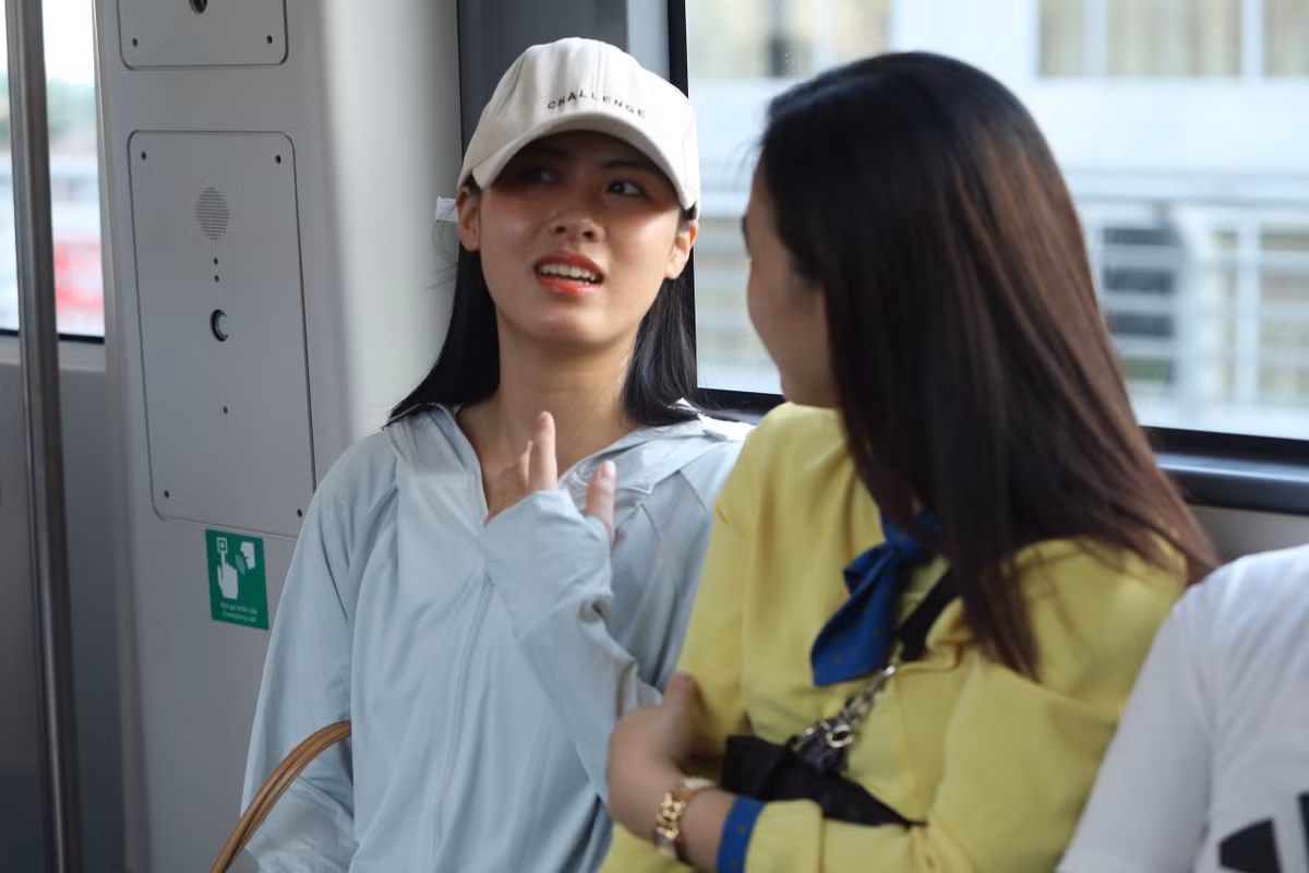 Loại hình phương tiện giao thông này cũng đang thu hút sự quan tâm của nhóm học sinh, sinh viên.