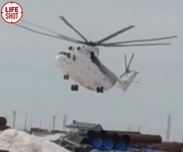 Báo cáo từ hiện trường cho biết, toàn bộ 8 thành viên phi hành đoàn trên chiếc Mi-26 đã được đưa đến bệnh viện với các vết thương ở mức độ nghiêm trọng khác nhau.