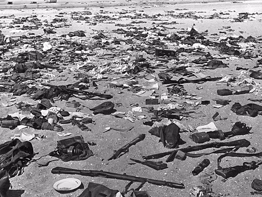 Chính những lý do đó kèm theo sự kiên cường của những người lính Pháp lúc này đã gần như mất toàn bộ lãnh thổ và quốc gia đã giúp gần 400.000 lính tới từ khoảng 8 quốc gia trên thế giới thoát khỏi nanh vuốt của quân Đức trước khi quá muộn. Nguồn ảnh: Topfoto.