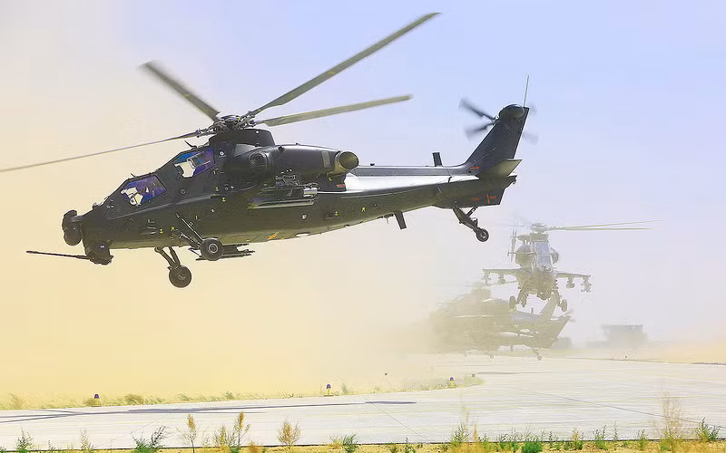 Z-10 trang bị cặp động cơ WZ-9 được cho là phiên bản của dòng động cơ Pratt &amp; Whitney Canada PT6 với công suất 1.000kW kết hợp cánh quạt 5 lá và cánh quạt đuôi 4 lá chữ X (giảm tiếng ồn). Tốc độ tối đa Z-10 đạt 270km/h, tầm hoạt động chừng 800km. Nguồn ảnh: Otvaga