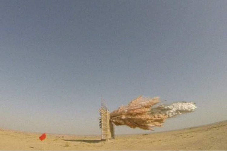 Tấn công chính xác mục tiêu, nhiều khả năng tên lửa thử nghiệm đã không được trang bị đầu đạn để giảm bớt sức công phá của vụ nổ. Nguồn ảnh: Elite Predators. Tấn công chính xác mục tiêu, nhiều khả năng tên lửa thử nghiệm đã không được trang bị đầu đạn để giảm bớt sức công phá của vụ nổ. Nguồn ảnh: Elite Predators.