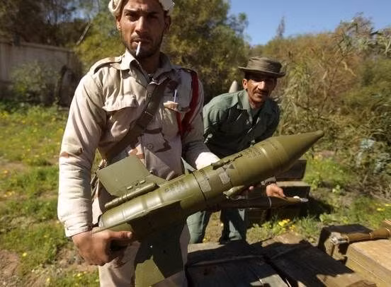 Tới tận ngày nay, loại tên lửa này vẫn được nhiều quốc gia trên thế giới sử dụng trong đó có cả Việt Nam. Do sức công phá quá tốt, AT-3 vẫn hoạt động tốt và có khả năng tiêu diệt được gần như tất cả các loại phương tiện thiết giáp ngày nay. Nguồn ảnh: Pinterest.