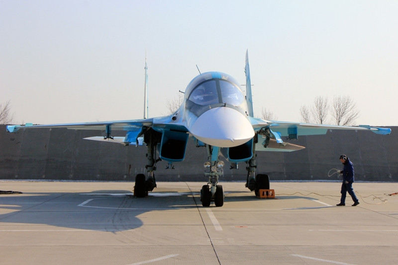 Đợt trình diễn của Không quân Nga năm nay có nhiều thách thức so với những năm trước, đó là số lượng máy bay tham gia đông, bay trong thời gian ngắn. Ảnh: Arms of Russia.