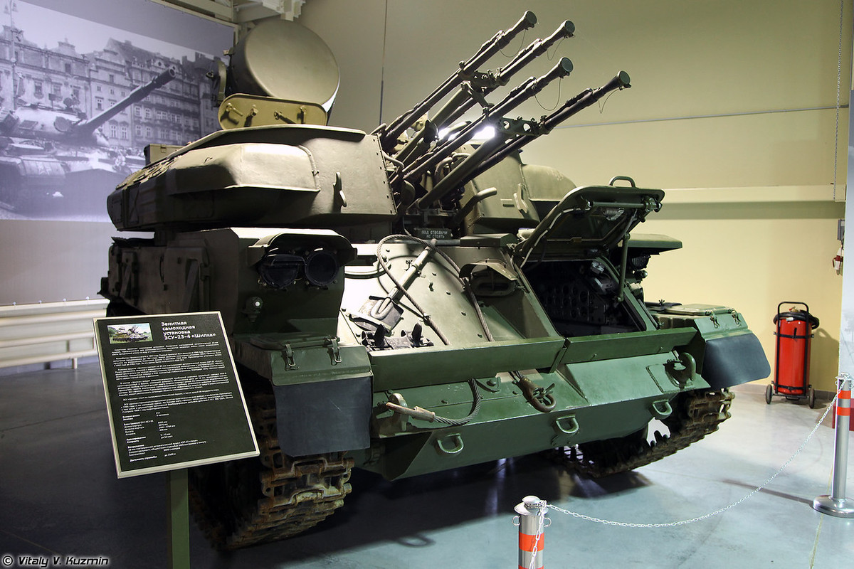 Pháo phòng không tự hành ZSU-23-4. Nó được trang bị 4 pháo 23 mm cùng radar điều khiển hỏa lực tích hợp cho phép tác chiến độc lập cao. Vũ khí này vẫn được sử dụng rộng rãi trong quân đội nhiều nước trên thế giới, gồm Việt Nam. Ảnh: Vitaly V.Kuzmin.