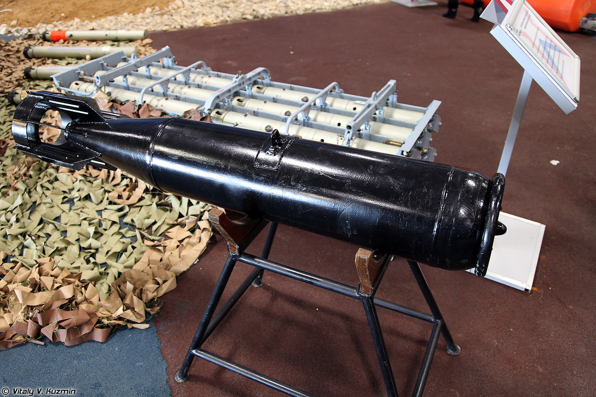 Bom chống ngầm PLAB-250-120 được trang bị trên trên trực thăng chống ngầm Nga tham chiến tại Syria. Ảnh: Vitaly V.Kuzmin.