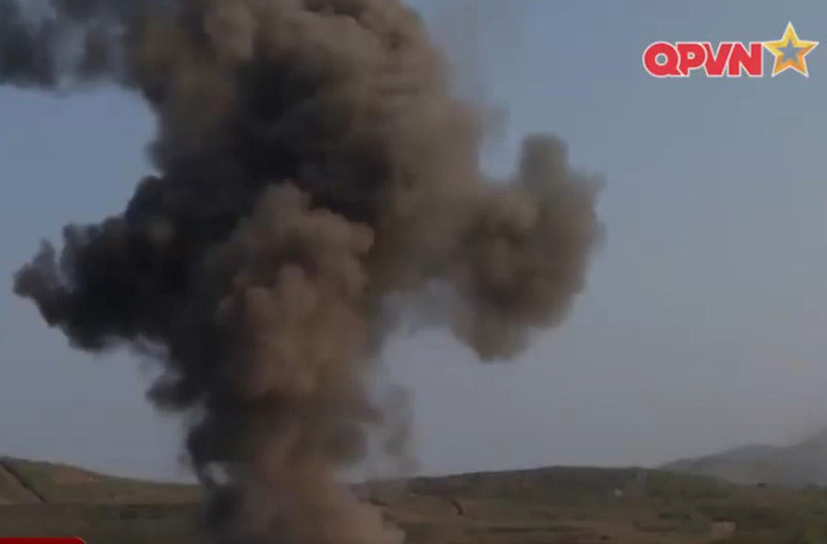 Khẩu đội ĐKZ và anh Năm Đừng đã giữ đúng lời hứa chỉ bắn 2 quả diệt lô cốt, lập kỷ lục về bắn chính xác và tiết kiệm đạn. Không những thế, việc sử dụng khẩu súng trong tình trạng thiếu kính ngắm có thể nói là một trong những sáng kiến “độc lạ nhất” trong lịch sử quân sự Việt Nam và thế giới. Nguồn ảnh: Kênh QPVN