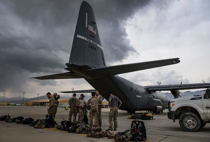 Mỗi quân chủng trong lực lượng vũ trang Mỹ đều có các đơn vị cứu hộ riêng nhằm đáp ứng kịp thời nhiệm vụ tìm kiếm cứu hộ quân nhân và thường dân trong các tình huống nguy hiểm. Ảnh: Warspot Edition.