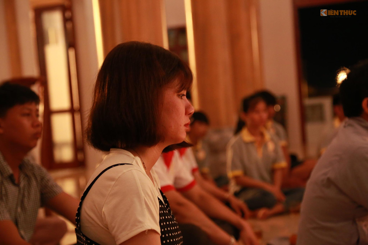 Trà đạo không có triết lý cao siêu, không phô trương cầu kỳ, chỉ kín đáo, yên tĩnh. Nó đã nghiễm nhiên trở thành loại tín ngưỡng tâm linh đã mê hoặc ngay những tâm hồn nhạy cảm và hướng nội. Ảnh: Trung Hiếu.