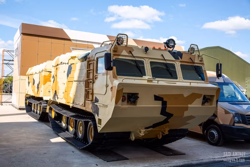Mẫu xe vận tải đa năng có thể di chuyển trên nhiều địa hình khác nhau. Ảnh: Saidpvo.livejournal.