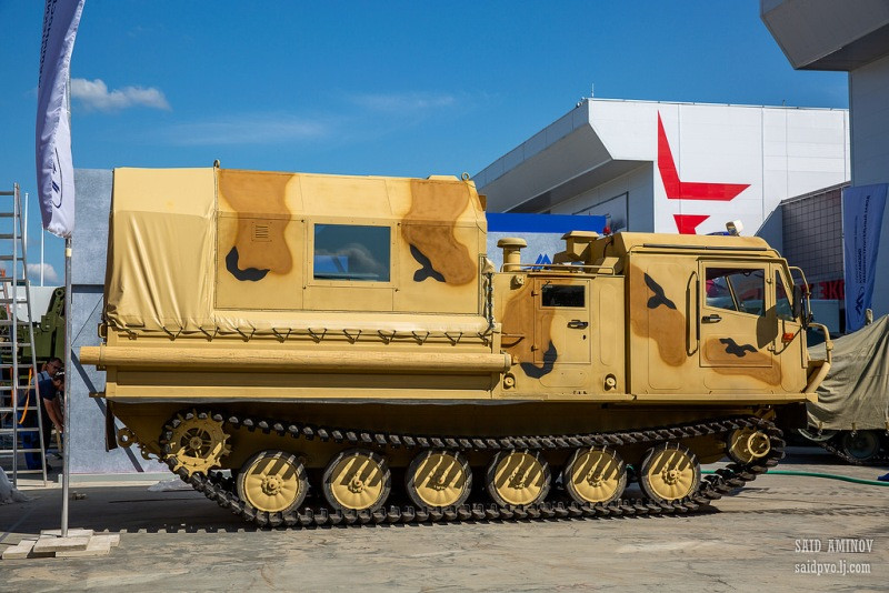 Mẫu xe vận tải quân sự đa địa hình dành cho môi trường sa mạc. Ảnh: Saidpvo.livejournal.