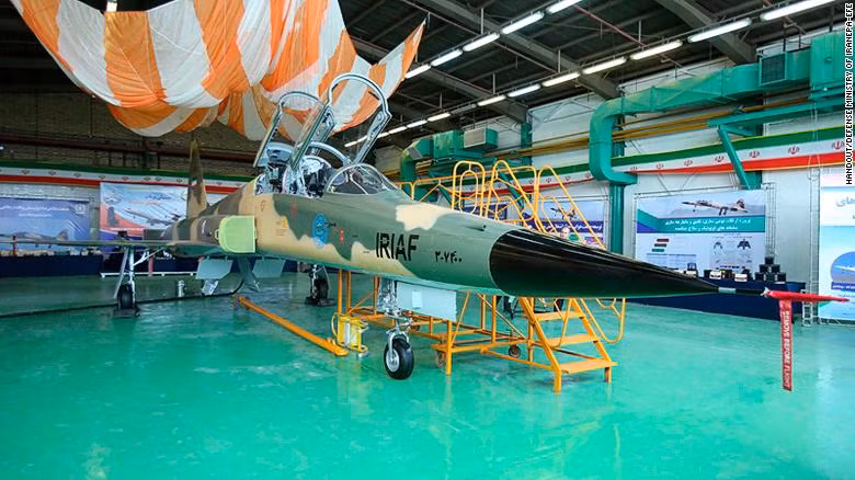 Năm 2018, Iran công bố chiến đấu cơ sản xuất nội địa có tên Kowsar. Truyền thông Iran nói rằng máy bay được sản xuất với 100% linh kiện và công nghệ trong nước. Ảnh: Mizan News Agency.