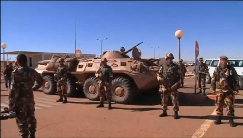 Việc nâng cấp thành công “taxi” BTR-80 tích hợp Kornet giúp tăng cường đáng kể sức mạnh bộ binh cơ giới Algeria. Từ bây giờ, những chiếc xe thiết giáp BTR-80 ngoài vai trò chở quân còn có khả năng yểm trợ hỏa lực một cách hiệu quả nhất với các tên lửa Kornet.