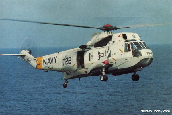 Đứng thứ 8 là mẫu SH-3 Sea King của Hải quân Mỹ, mẫu trực thăng săn ngầm những năm 1960 này có cùng nguồn gốc với Westland Sea King, đương nhiên mang đầy đủ tính năng hạ cánh tốt trên mặt nước hay các loại vũ khí mang theo. Nguồn ảnh: Military-Today