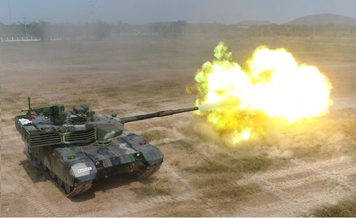 VT4 cũng có khả năng triển khai bắn tên lửa chống tăng qua nòng với tầm phóng đến 5.000m. Nguồn ảnh: Thai-Defence