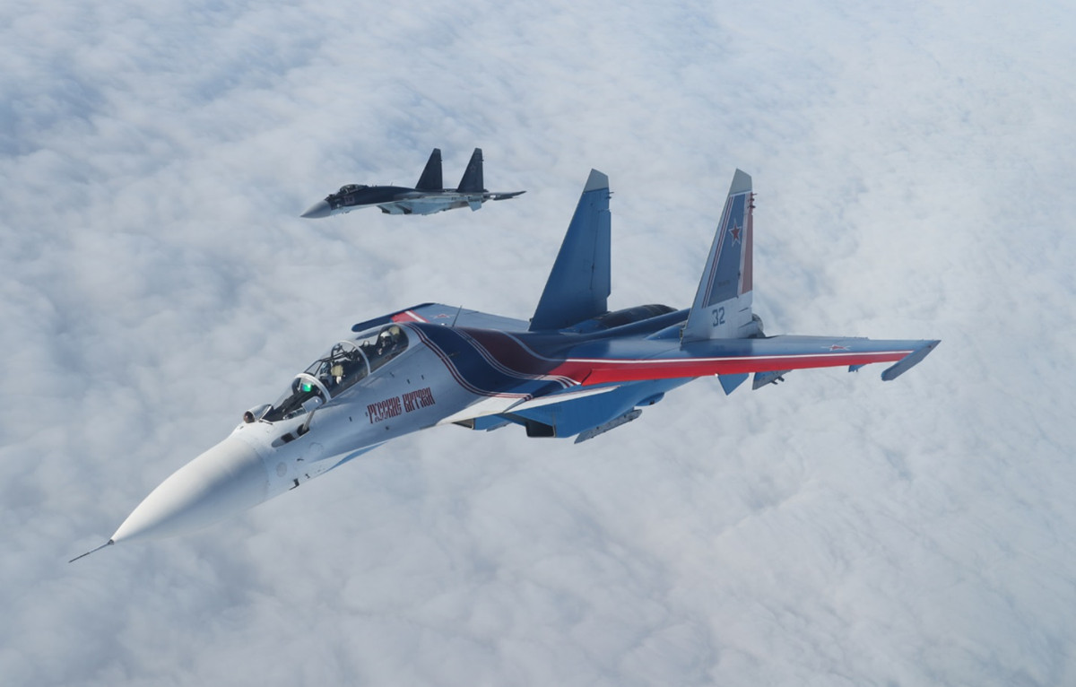 Kỹ thuật tiếp nhiên liệu trên không được phát triển từ cuối những năm 1920 và phát triển mạnh những năm Chiến tranh Lạnh. Ảnh: Bộ Quốc phòng Nga.