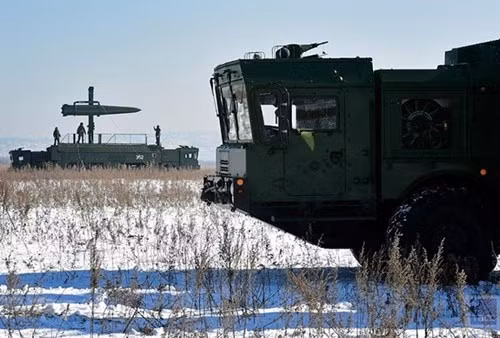 Cùng với việc cho phép Mỹ triển khai các thành phần của lá chắn tên lửa và hợp đồng mua sắm tên lửa Patriot, Ba Lan sẽ đối phó với mối nguy cơ mới từ tên lửa Iskander-M.