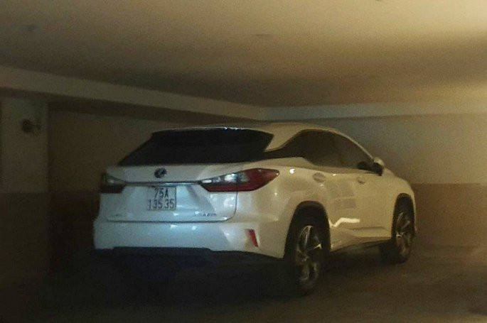Thông tin bất ngờ vụ 'lùm xùm' cấp biển số VIP cho xe sang Lexus Thong tin bat ngo vu 'lum xum' cap bien so VIP cho xe sang Lexus