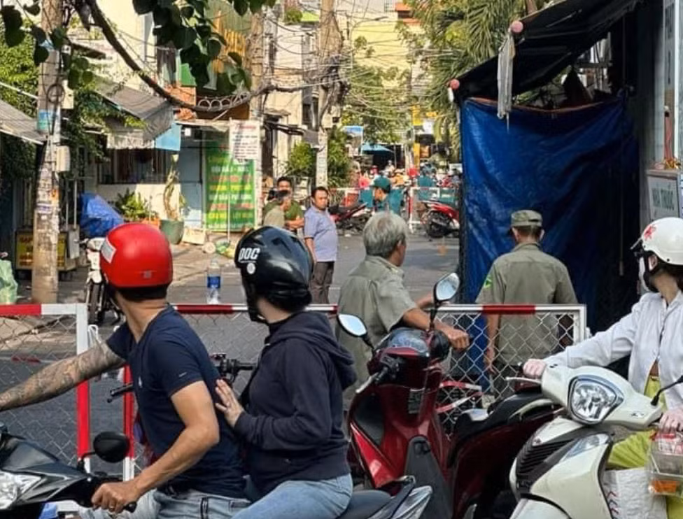 Vợ tử vong, chồng nguy kịch do mâu thuẫn việc chó đi vệ sinh Vo tu vong, chong nguy kich do mau thuan viec cho di ve sinh