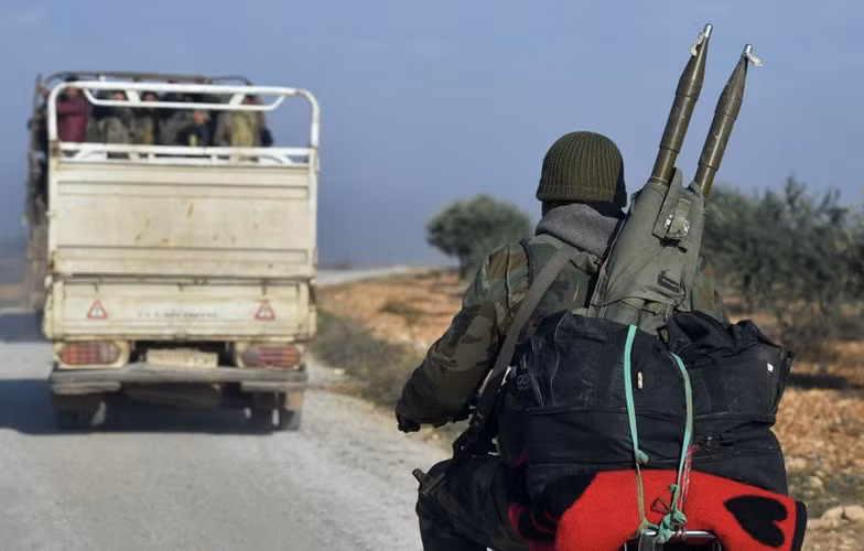 Trước việc chính quyền Damascus bác bỏ yêu sách và tiếp tục đẩy mạnh chiến dịch tấn công tỉnh Idlib cũng như Aleppo thì quân đội Thổ Nhĩ Kỳ đã đưa ra hành động nóng.