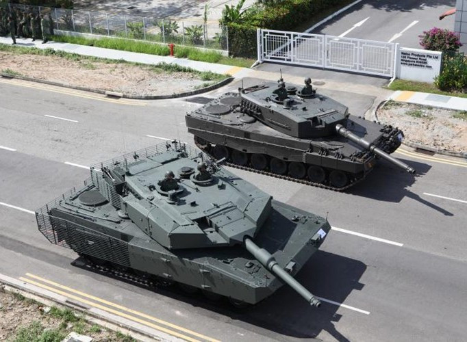 Indonesia là quốc gia thứ hai ở Đông Nam Á được trang bị xe tăng Leopard 2, nước đầu tiên là Singapore với các xe tăng Leopard 2SG – phiên bản nâng cấp của Leopard 2A4.