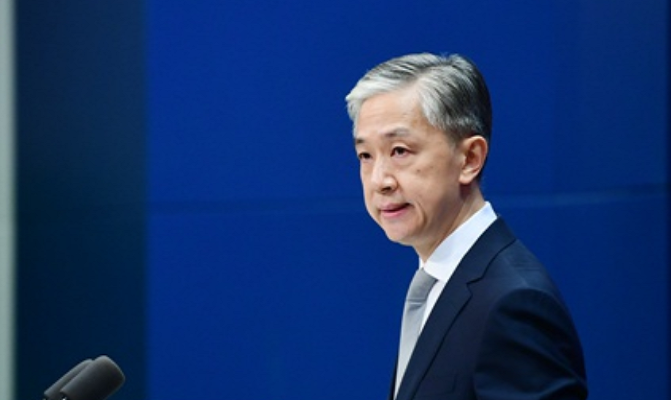 "Ngoại giao là có qua có lại. Tình thế hiện nay giữa Trung Quốc và Mỹ là điều mà Trung Quốc không muốn thấy", ông Uông nói, đồng thời kêu gọi Mỹ thu hồi quyết định để "đưa quan hệ song phương trở lại bình thường". Ảnh: BNG Trung Quốc. Mời độc giả xem thêm video: Mỹ có thể đóng cửa thêm nhiều lãnh sự quán Trung Quốc (Nguồn video: VTC Now)