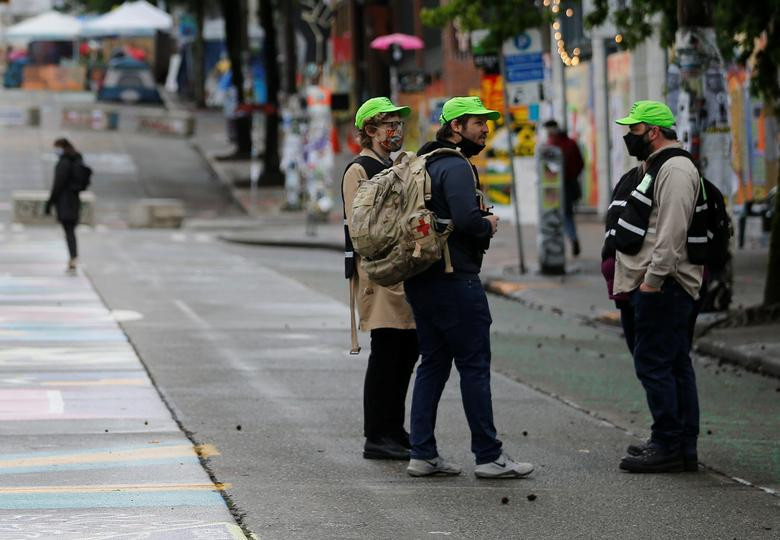 Tuần trước, Thị trưởng Seattle Jenny Durkan tuyên bố rằng "khu tự trị" sẽ chấm dứt và cảnh sát "sẽ quay trở lại tòa nhà East Precint".