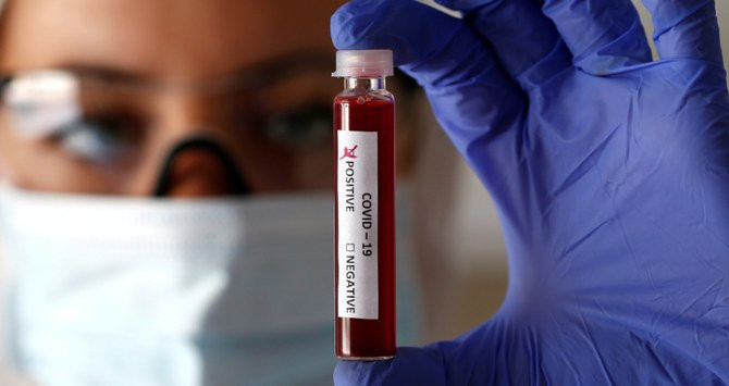 Nguoi phu nu bi chong nem xuong dat tu tang 5 vi nhiem COVID-19