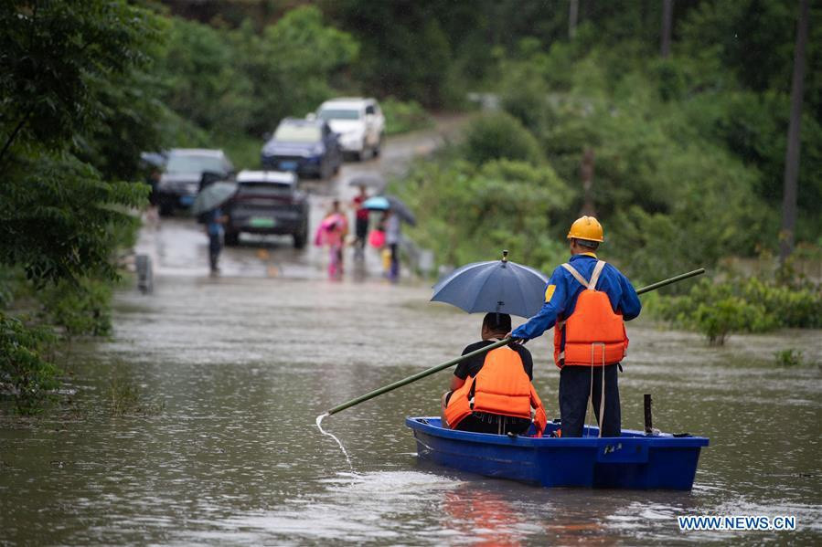 Trung Quoc nang muc ung pho khan cap vi lu lut nghiem trong-Hinh-10