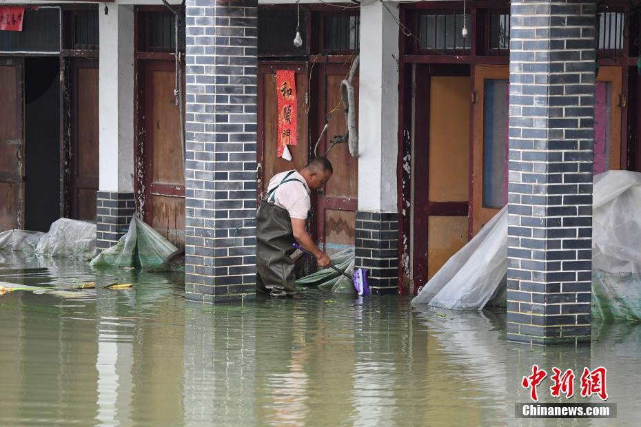 Theo dự báo thời tiết, vành đai mưa sẽ dần dịch chuyển lên phía bắc Trung Quốc trong những ngày tới. Ảnh: China News.