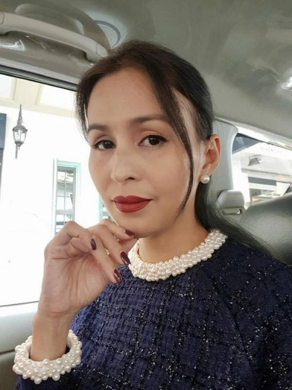 Huy Khanh bi mia mai khong co cong nuoi duong con trai