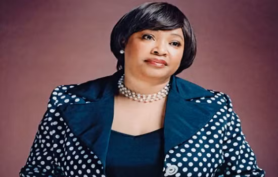 Chan dung con gai co Tong thong Nam Phi Nelson Mandela vua qua doi-Hinh-4