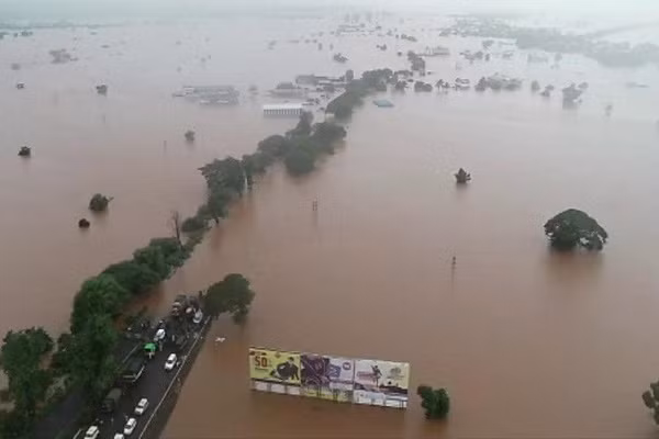 Lu lut tai An Do, Nepal: Hang tram nguoi thiet mang
