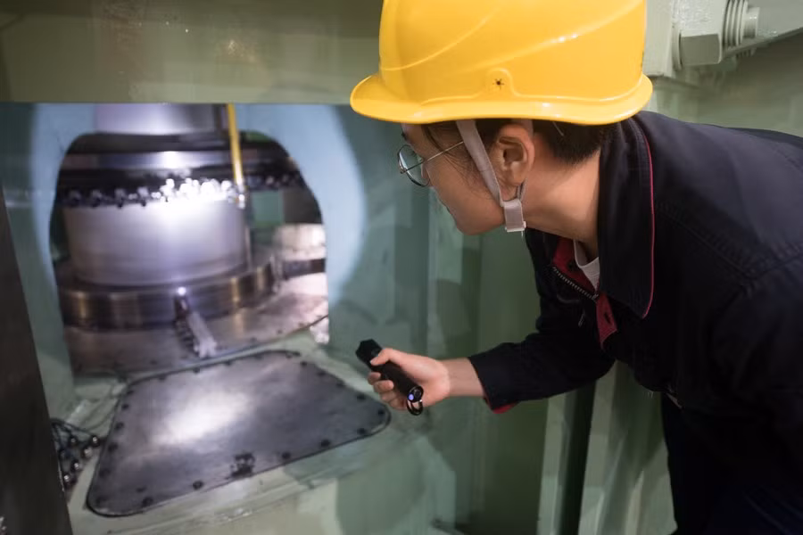 "Do mưa lớn và lũ lụt ở thượng nguồn tỉnh An Huy, mực nước trong hồ tăng nhanh và vượt quá mức cho phép", ông Zheng Chaohong, phó giám đốc Ủy ban Thủy lợi Chiết Giang cho biết. Ảnh: Tân Hoa Xã.