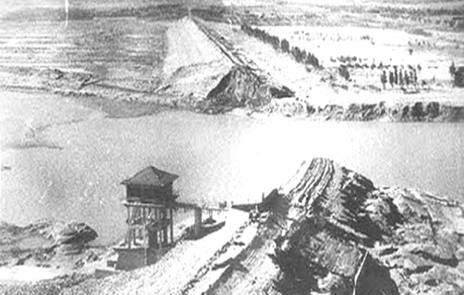 Tạp chí Foreign Policy (Mỹ) nhận định một kịch bản như thế có thể gây ra thảm họa còn lớn hơn vụ vỡ đập Bản Kiều (ảnh) vốn cướp đi sinh mạng của khoảng 200.000 người năm 1975. Ảnh: Albertoroura. 