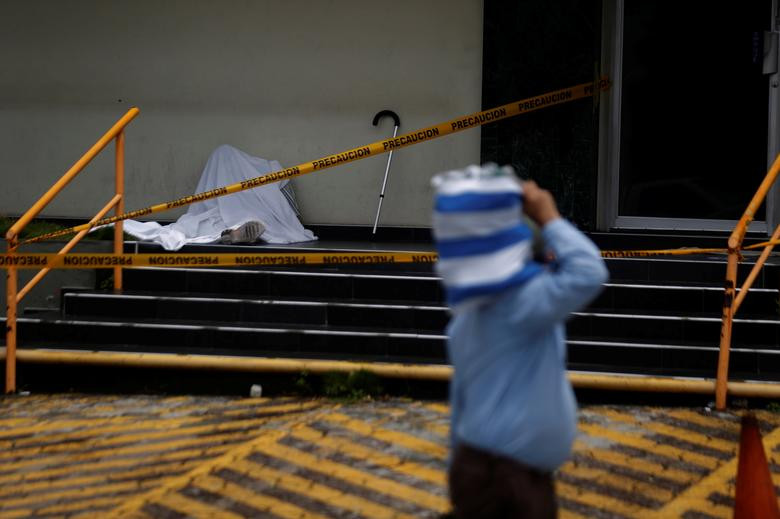 Tính đến ngày 24/7, El Salvador ghi nhận tổng cộng trên 13.790 ca mắc COVID-19, với 379 người tử vong. (Nguồn ảnh: Reuters)