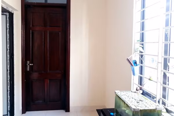 Di lam ca ngay, toi cay them, vo chong tre tiet kiem 10 trieu/thang