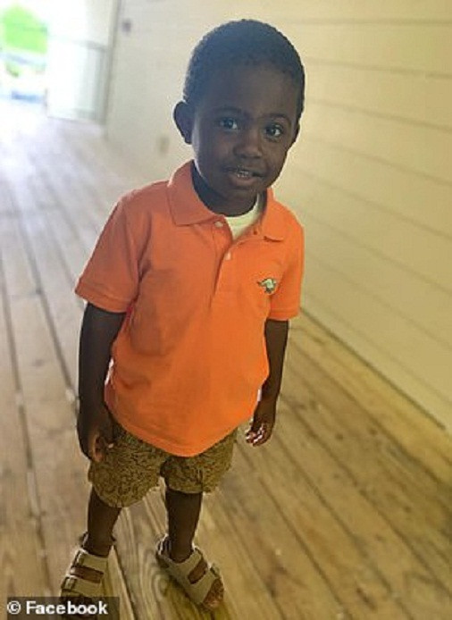 Bi kich be trai 3 tuoi tu ban vao dau tu vong-Hinh-4