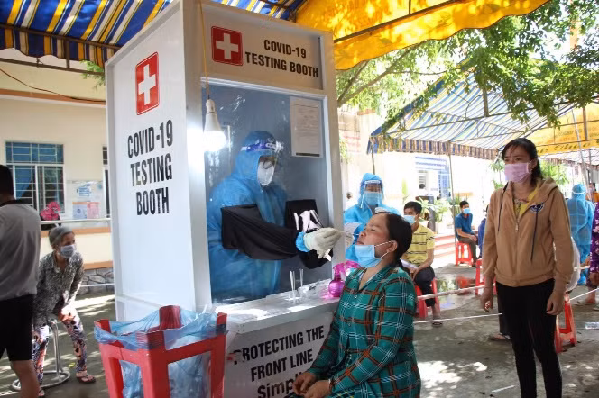 Dich COVID-19 tai nhieu tinh, thanh mien Tay dien bien phuc tap