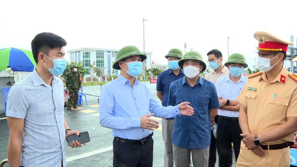 Quang Ninh dung van ban yeu cau nguoi den tinh phai co xet nghiem RT-PCR