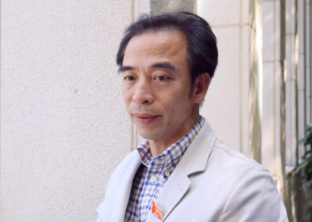 Việc quyết định hình phạt sẽ căn cứ vào quy định của bộ luật hình sự, trên cơ sở đánh giá tính chất, mức độ của hành vi phạm tội, nhân thân người phạm tội và các tình tiết tăng nặng, tình tiết giảm nhẹ trách nhiệm hình sự.