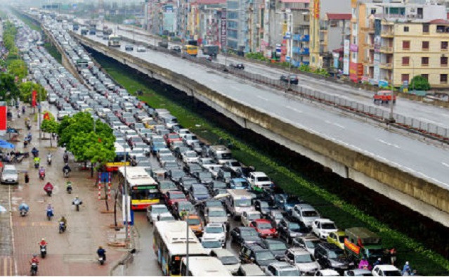 De xuat thu phi o to vao noi thanh Ha Noi: Co kha thi?