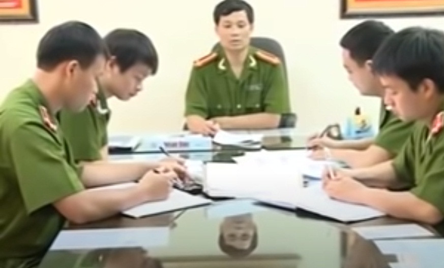 Giám đốc Công an TP Hà Nội thành lập chuyên án truy xét, áp dụng các biện pháp nghiệp vụ, tập trung lực lượng tổ chức điều tra. Do vụ việc xảy ra đã lâu nên công tác khám nghiệm hiện trường, khám nghiệm tử thi không có nhiều thông tin. Những trinh sát, điều tra viên có kinh nghiệm vào cuộc để xác minh tung tích nạn nhân.