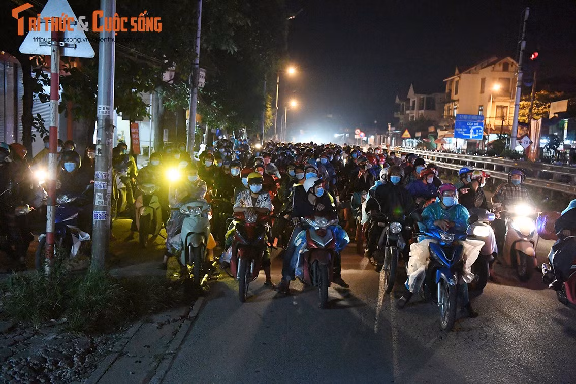 Nguoi dan khon kho vuot nghin km tu Nam ra Bac: 