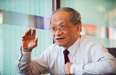 Thich ung an toan voi COVID-19: Thach thuc va co hoi voi Viet Nam-Hinh-2