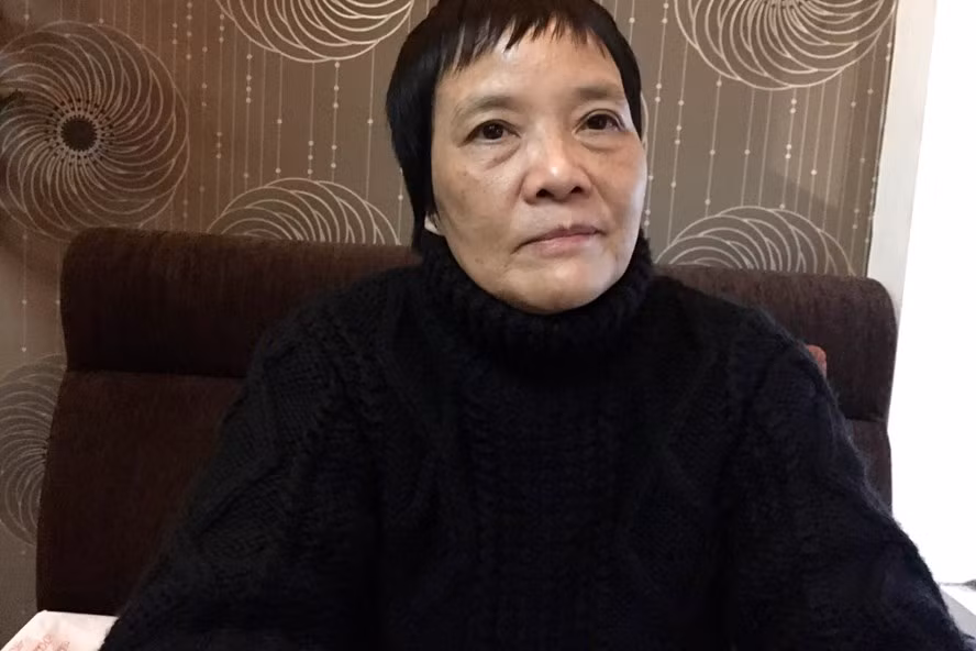 Tại buổi nói chuyện với chị em phụ nữ của một đơn vị nhà nước ngày 4/3/2016, Tiến sĩ Đoàn Hương có đưa ra nhận định “Đàn bà là giống cực kỳ khó hiểu”, gây nhiều tranh cãi. 