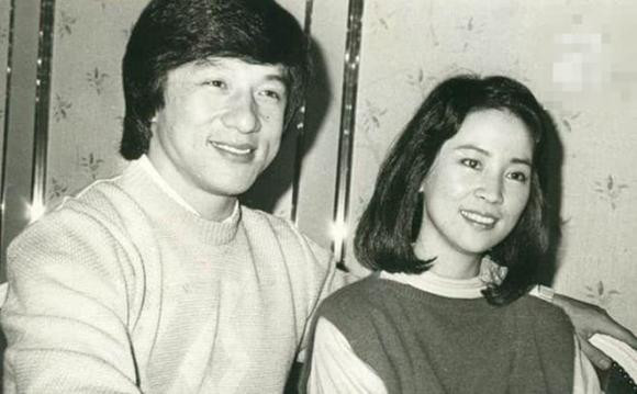 Ly do Lam Phung Kieu van chap nhan bi 'cam sung' de lam nguoi vo kin tieng cua Thanh Long?-Hinh-2