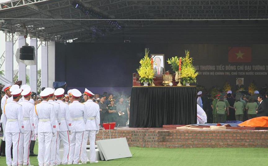 Chu tich nuoc Tran Dai Quang da an nghi tai que nha-Hinh-18