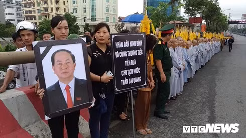 Chu tich nuoc Tran Dai Quang da an nghi tai que nha-Hinh-26